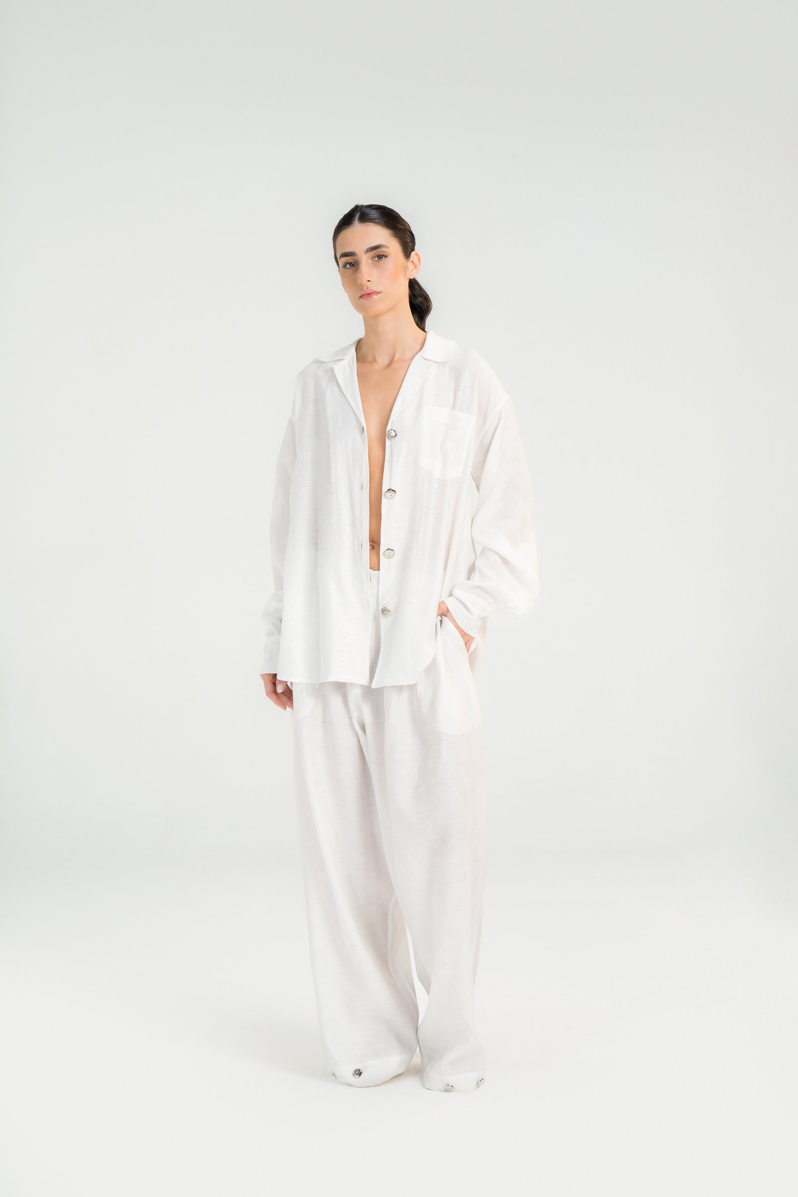 Expanded suit - Image 4