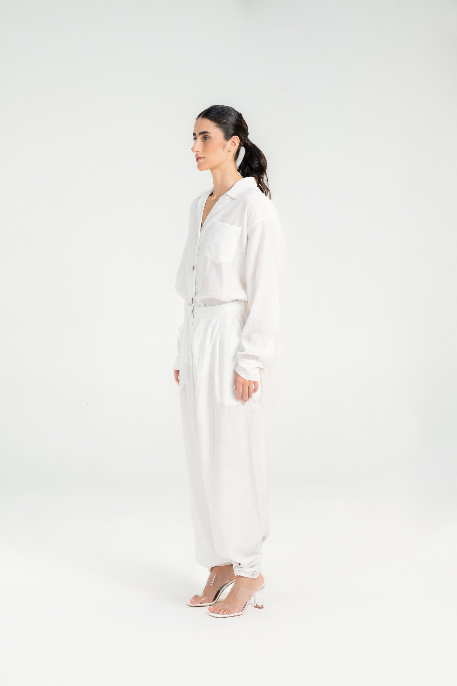 Expanded suit - Image 5