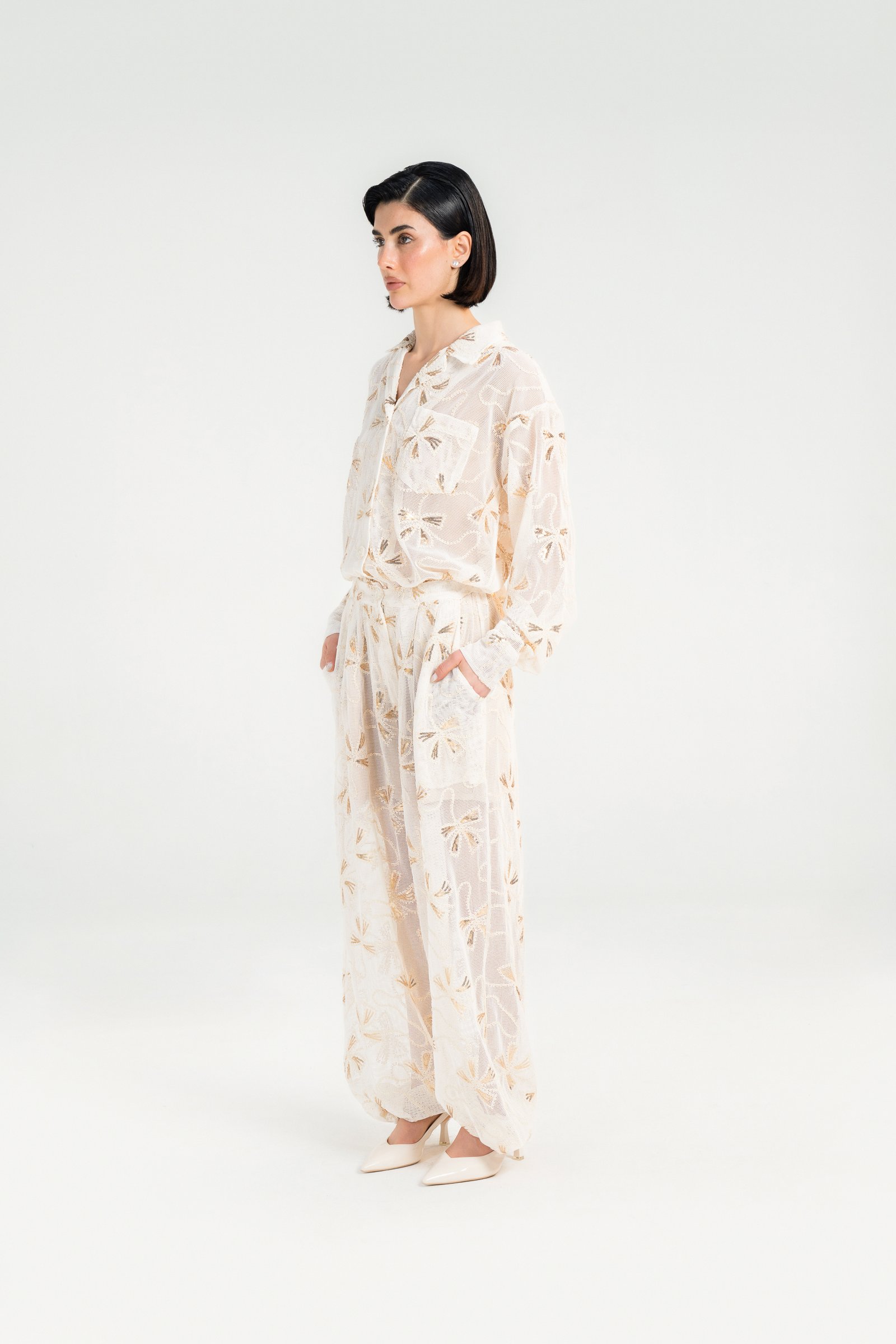 Expanded suit - Image 10