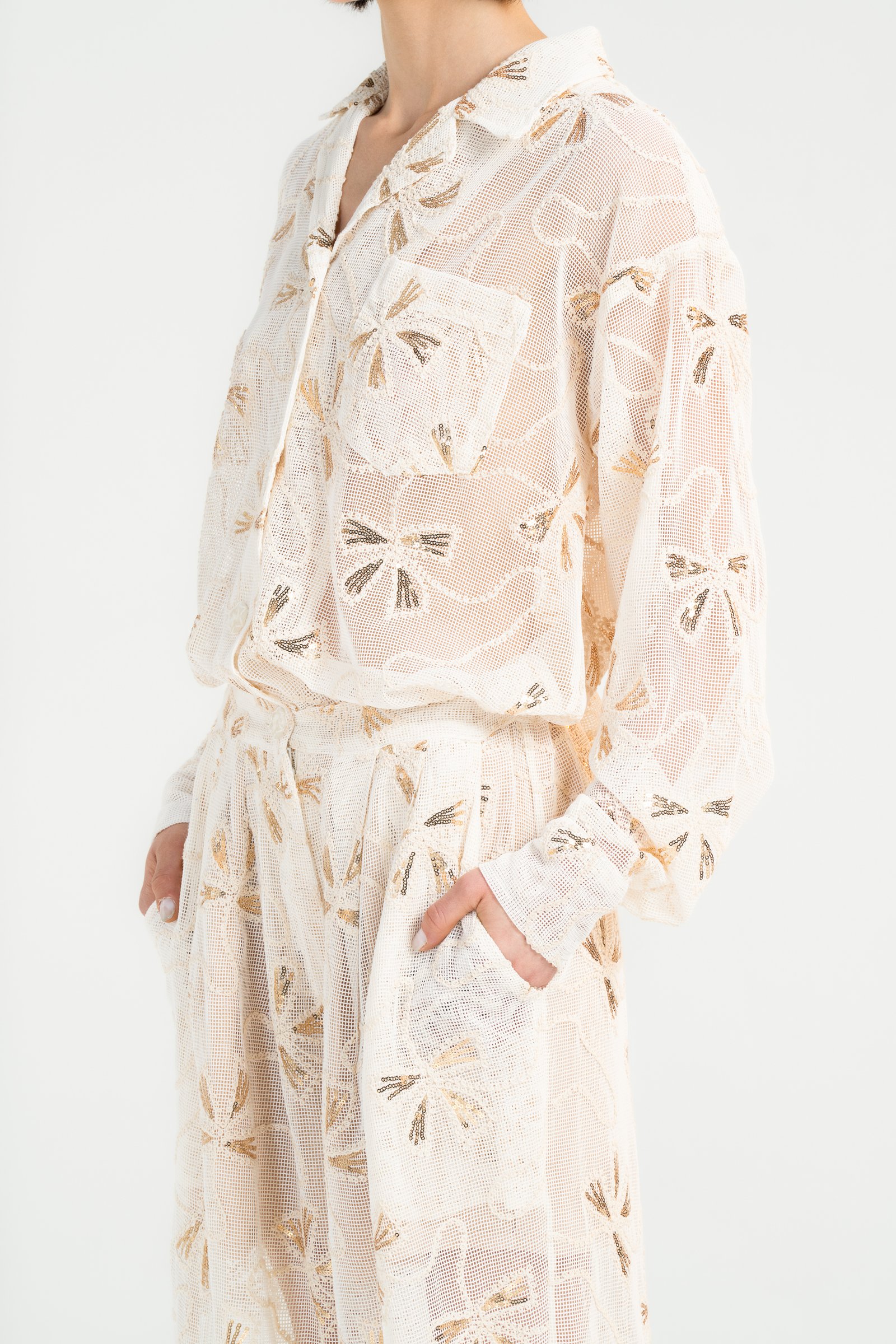 Expanded suit - Image 11